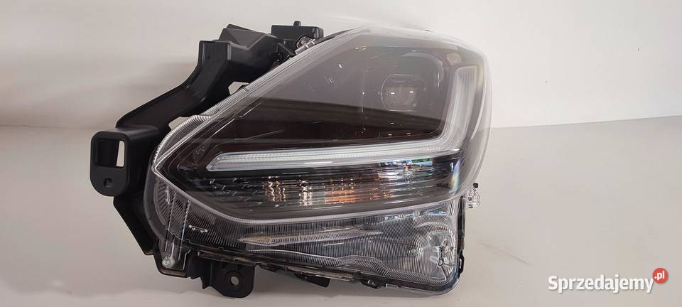 SUZUKI SWIFT MK9 LAMPA LEWY PRZÓD ANGLIK RHD Lampy przeciwmgielne