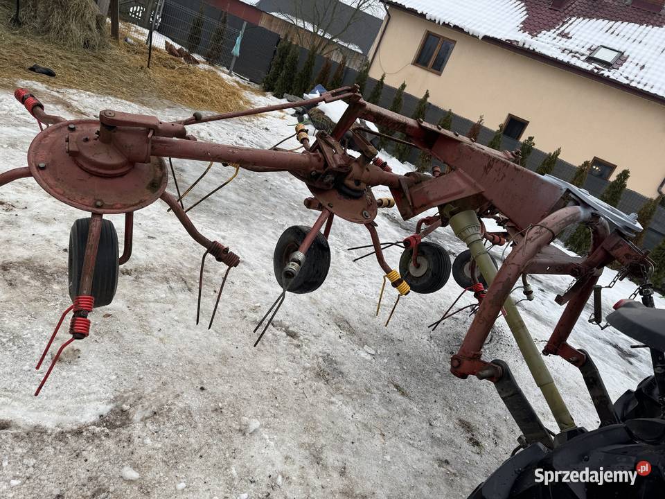 Przetrząsacz do siana przewracarka Pająk Wilga