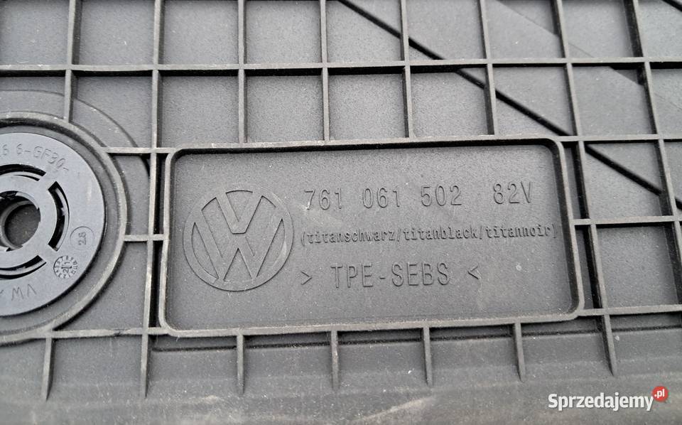 VW TOUAREG III DYWANIKI GUMOWE KPL ORYGINALNE Wrocław