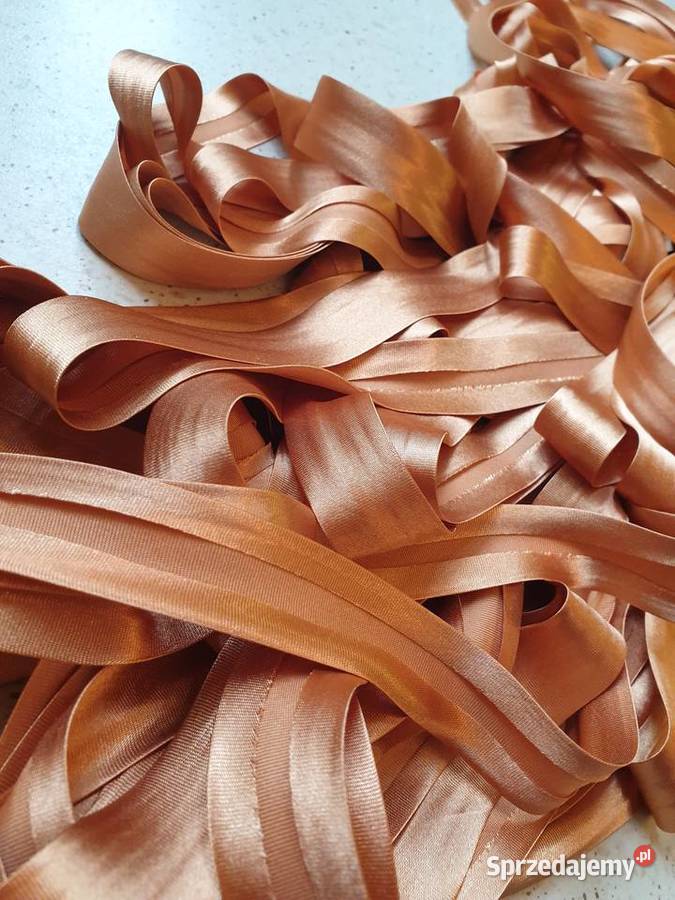 Lamówka skośna atłasowa 18 mm 42 mb Radom