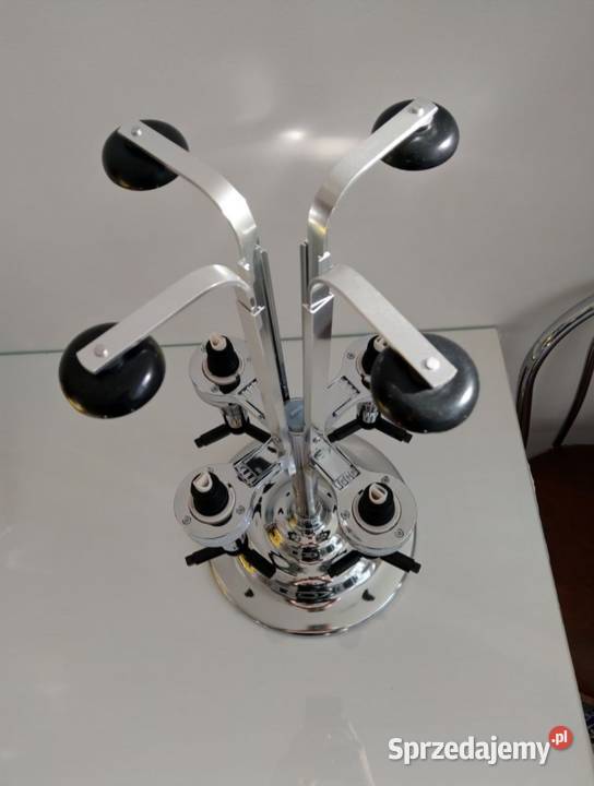 Dystrybutor nalewak alkoholi obrotowy