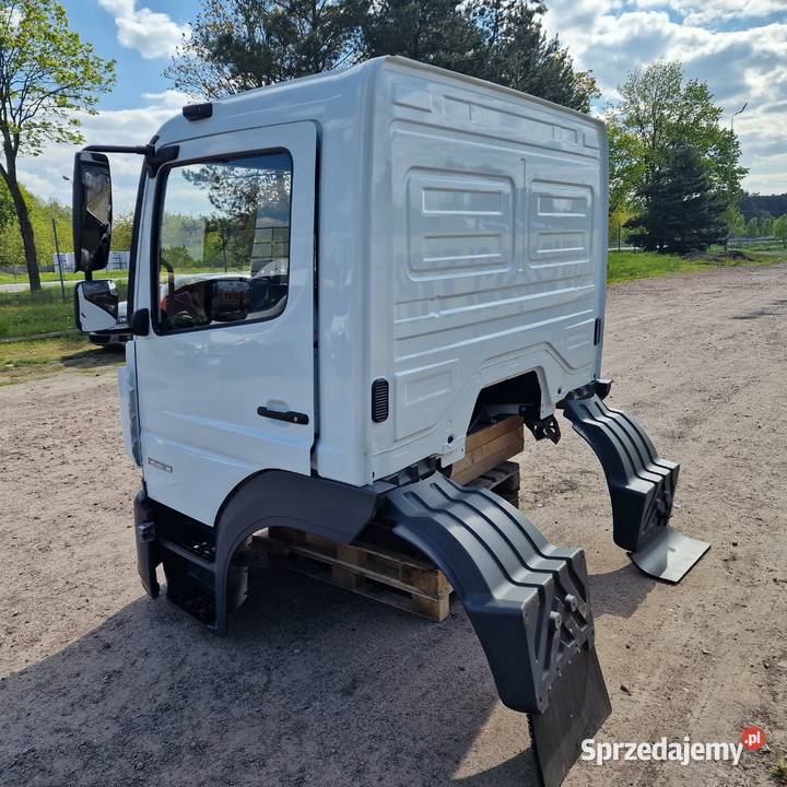 MERCEDES ATEGO NOWA KABINA KOMPLET ZDERZAK LAMPY Trzciel