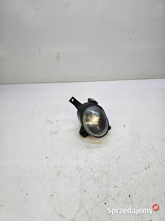 HALOGEN LEWY PRZÓD AUDI A3 8P A4 B7 8E0941699C osobowe