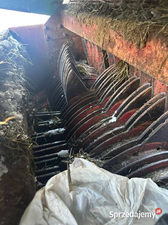 Przyczepa samozbierająca Strautmann Super