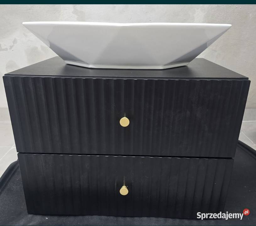 Nowoczesna szafka łazienkowa 60 pod umywalkę Nysa sprzedam