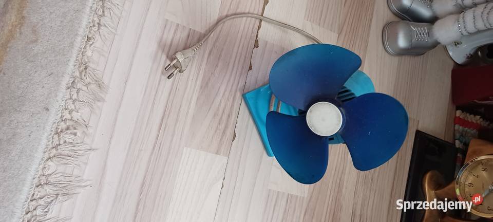 wentylator z lat 1977 PREDOM METRIX sprawny 50 niebieski Poznań sprzedam