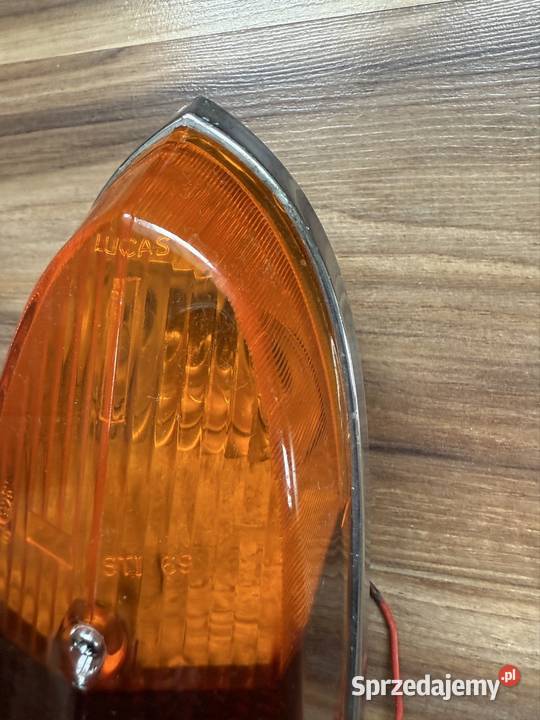 Lampa tył MG MGB Midget Sprite uniwersalne Części samochodowe Świebodzin
