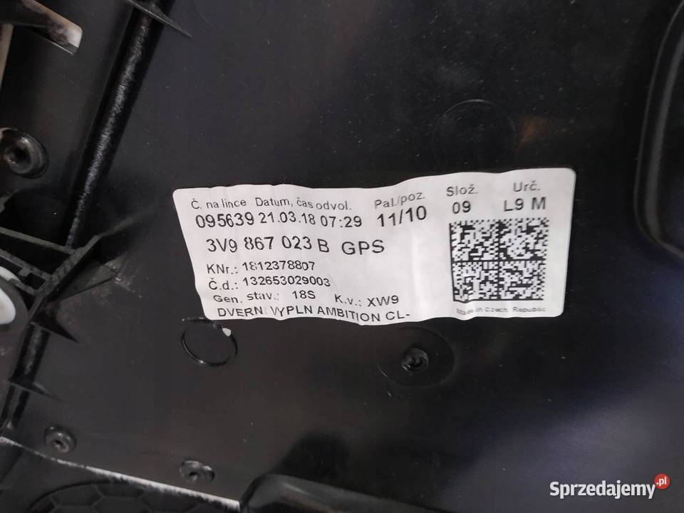 TAPICERKA BOCZEK LEWY PRAWY TYŁ KOMBI KPL Skoda osobowe