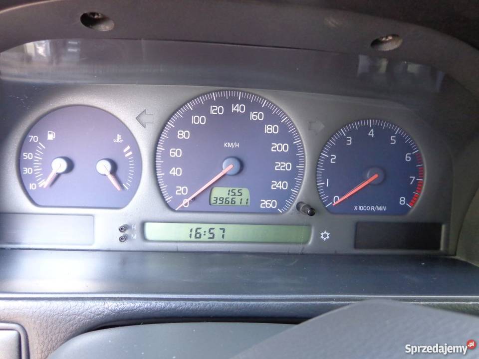 Volvo v70 25 tdi 140 7osobowy Zarejestrowany w Polsce Słupsk