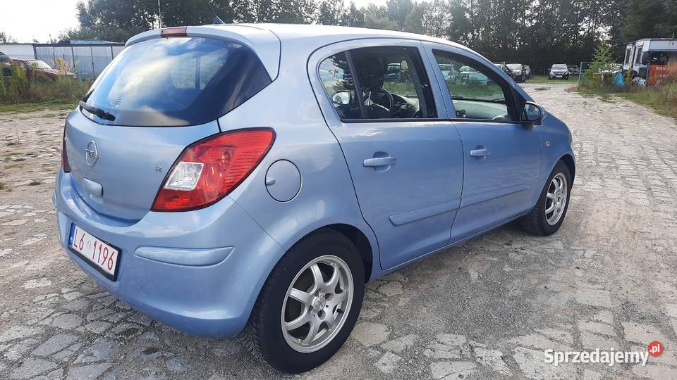 Opel Corsa D 12 16V Benzyna Klima sprawna poduszka powietrzna Samochody osobowe Kraśnik sprzedam