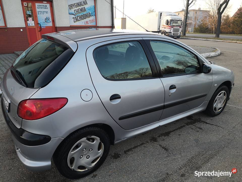 Peugeot 206 11 Benzyna krajowy mały przebieg 97100km 206