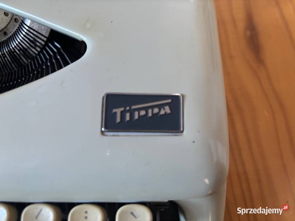 Syndyk sprzeda maszynę do pisania Adler Tippa Poznań