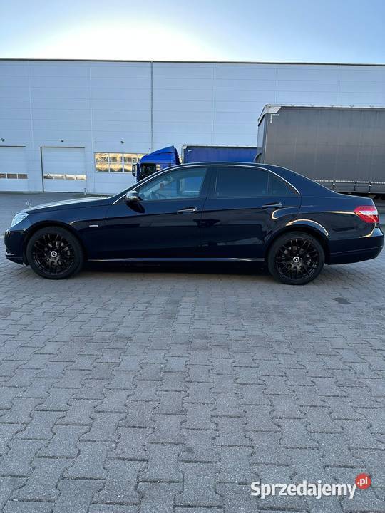 Mercedes EKlasa łądny egzemplarz elektrochrom. lusterka boczne Sulechów