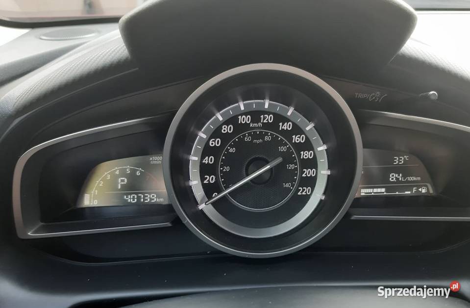 Mazda CX3 przebieg 40 20 benzyna AWD automat Zwierzyniec