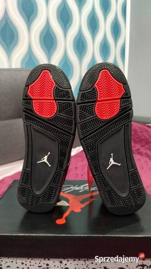 Jordan 4 retro