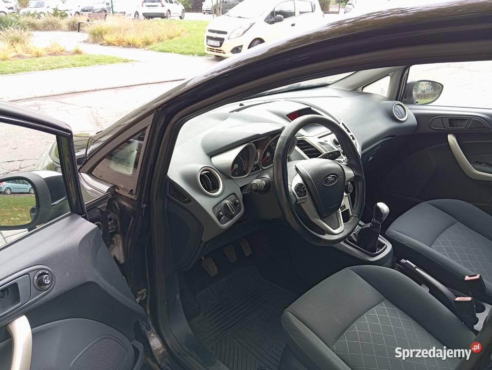 Ford Fiesta Ghia 125 benzyna klimatronic Ghia benzyna