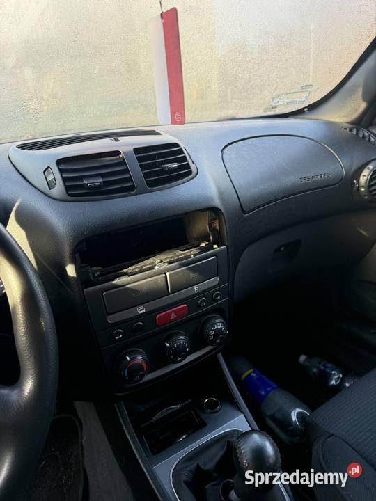 Alfa 147 uszkodzona Zawiercie