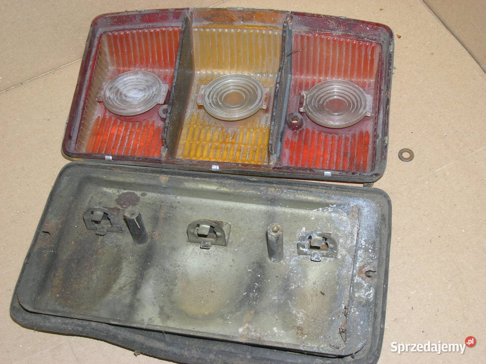 Lampa tylna Fiat w komplecie mazowieckie Grodzisk Mazowiecki sprzedam
