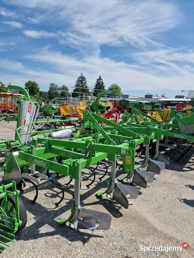 Obsypnik do ziemniaków 4rzędowy formownica BOMET Kielce sprzedam