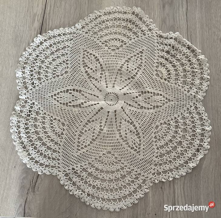 Obrus serweta szydełko śr50 łódzkie Łódź