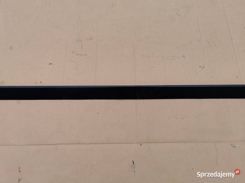 Listwa progowa prawa audi a5 8T sline 08 czarna Międzychód