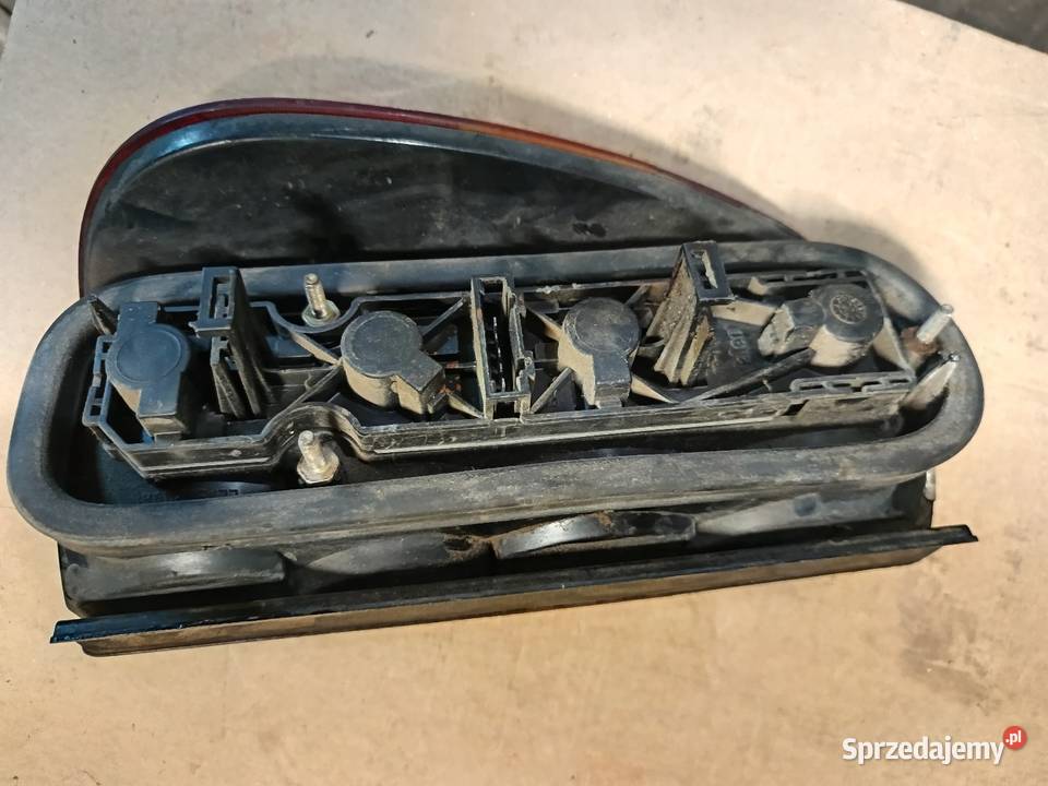 LEWA LAMPA TYLNA VW VOLKSWAGEN CADDY II TYŁ LEWY osobowe Motoryzacja