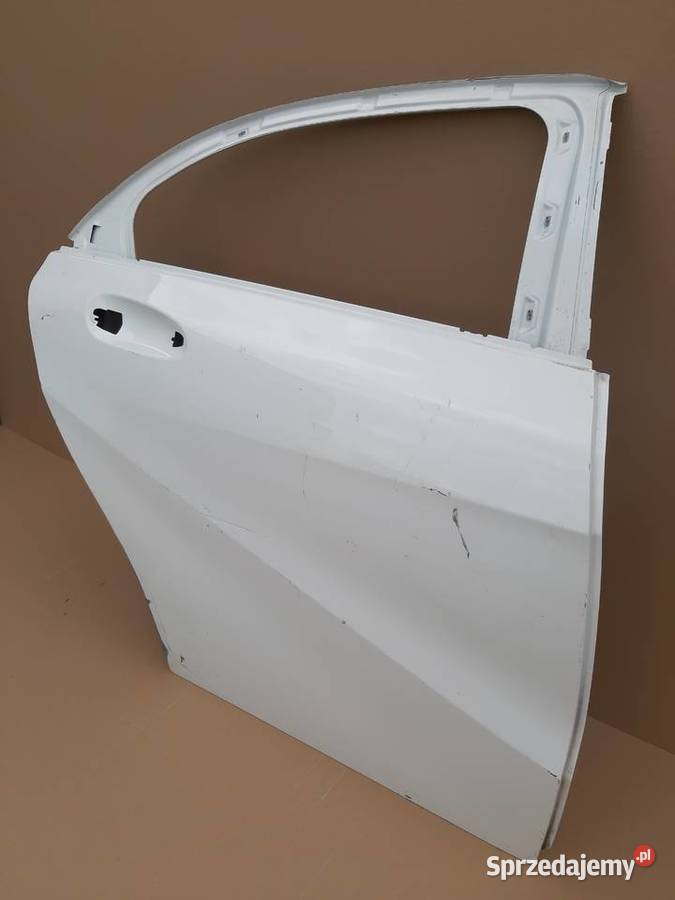 MERCEDES AKLASA W176 DRZWI PRAWY TYŁ PRAWE TYLNE Bieleń
