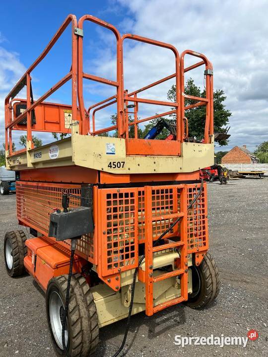 Sprzeda zwyszkę nożycową Maszyny budowlane świętokrzyskie Łagów sprzedam