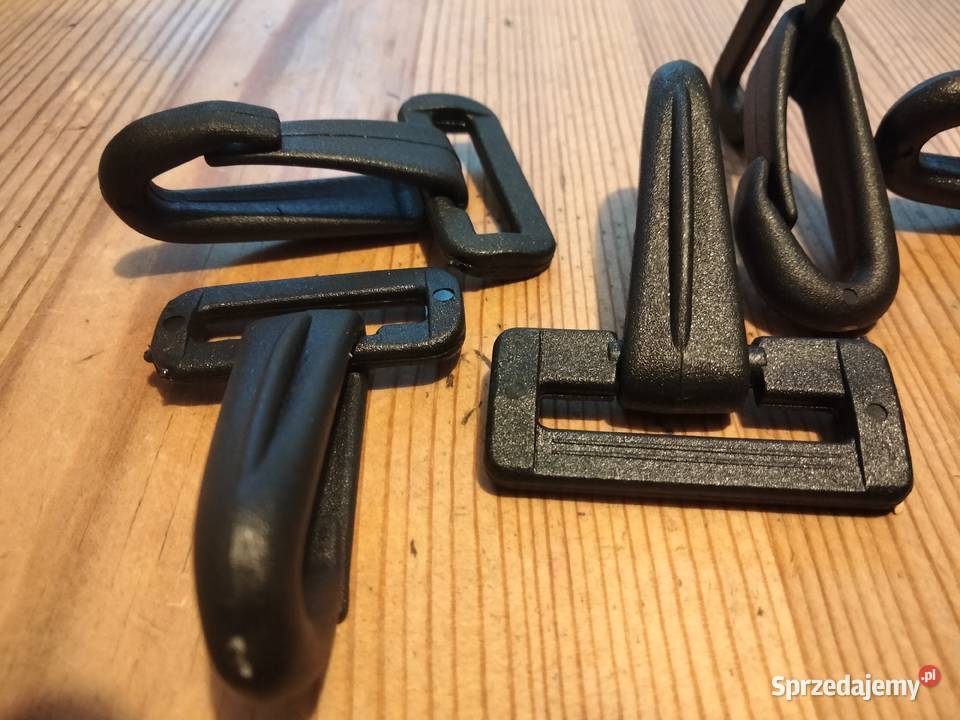 Karabińczyk z tworzywa sztucznego kolor czarny wielkopolskie Ostrów Wielkopolski