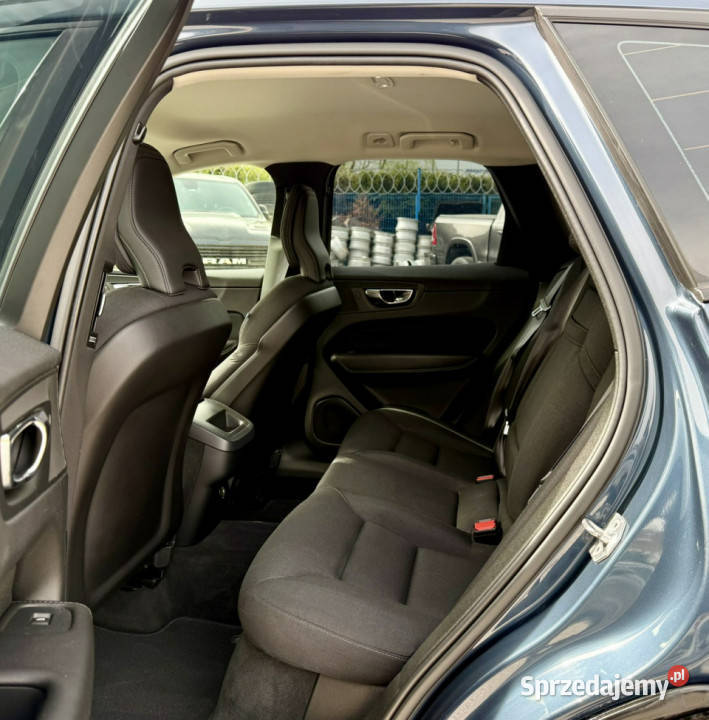 Volvo XC 60 4x4190Bogata wersjaGwarancja II 2017 nieuszkodzony Kamienna Góra