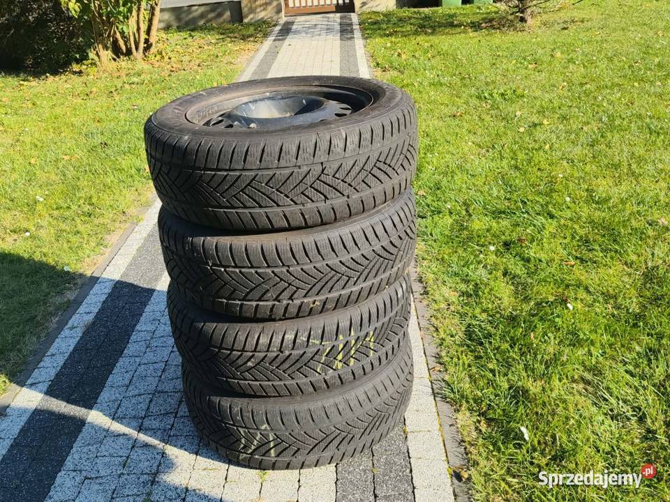 Sprzedam komplet opon zimowych z felgami zima małopolskie Tarnów