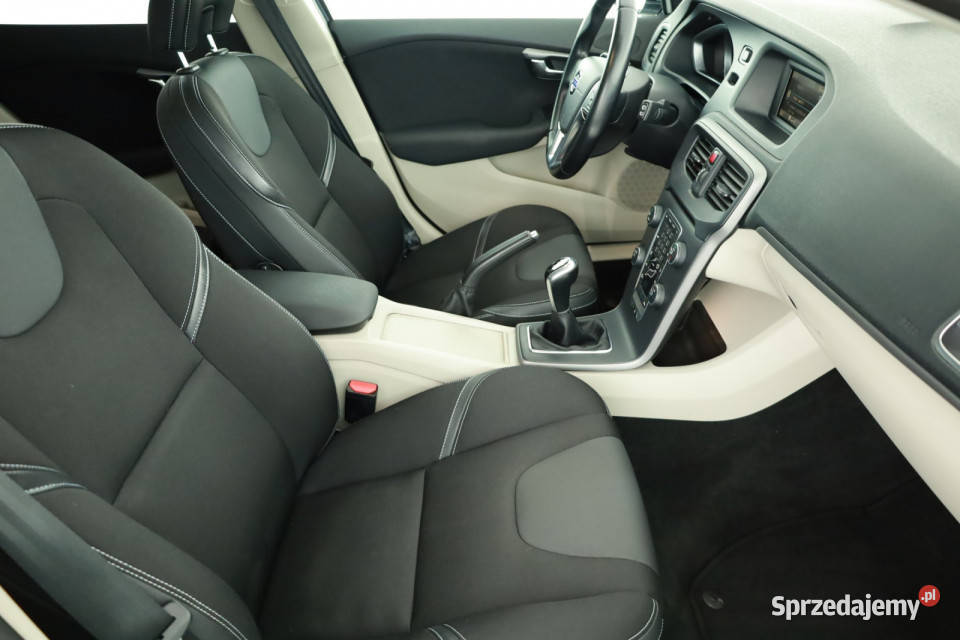 Volvo V40 16 T3 centralny zamek sprzedam