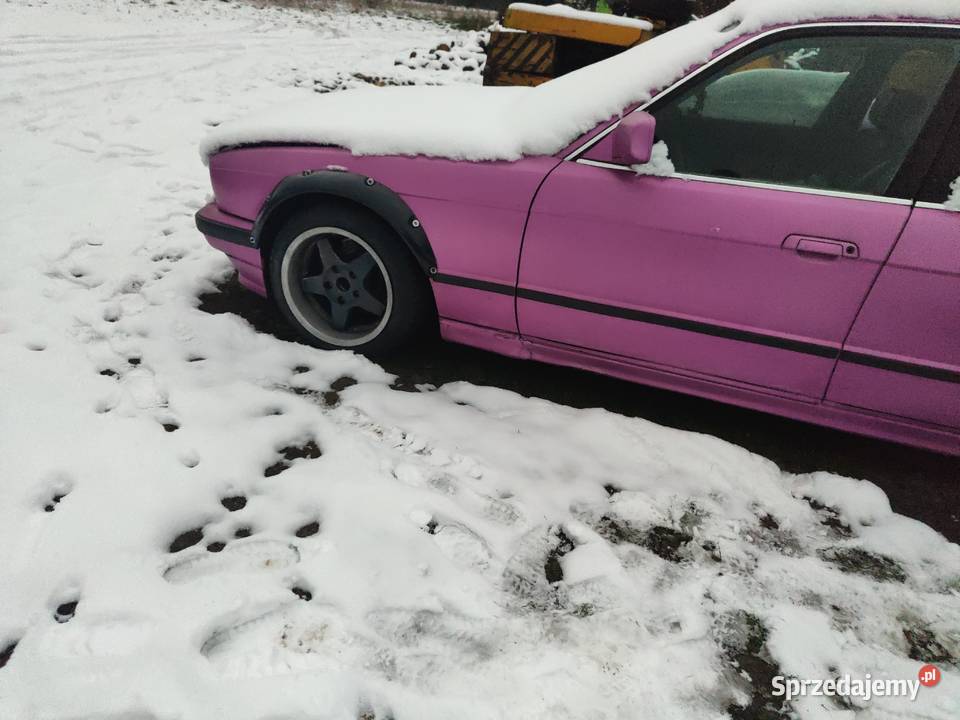 BMW E34 skóry gleba zamiana