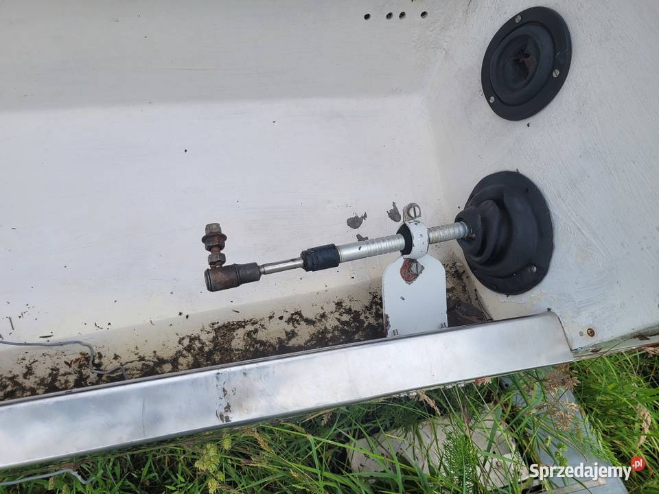 Szwedzka łódź kabinowa duża lekka 520 Oborniki