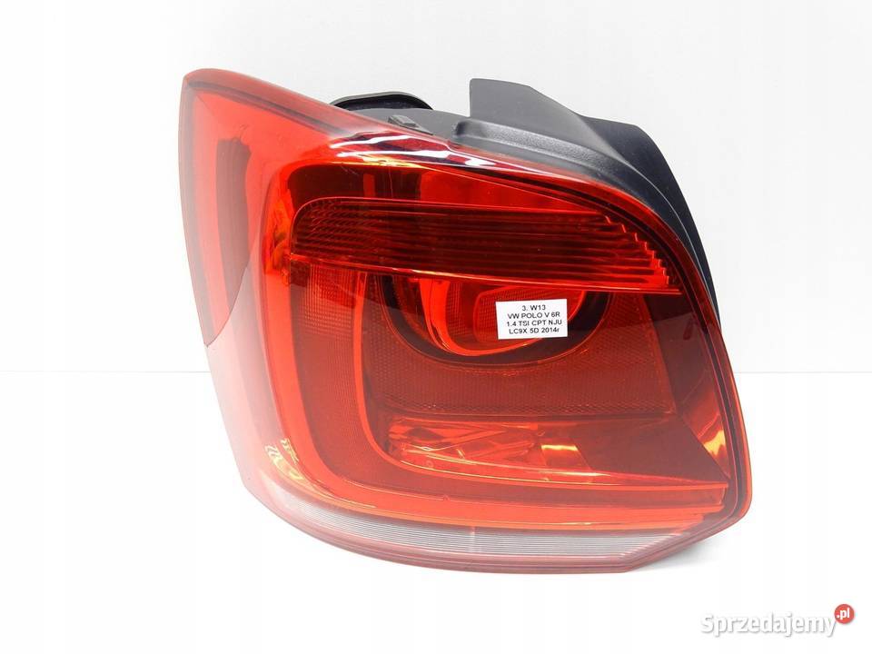LAMPA LEWA LEWY TYŁ TYLNA W BŁOTNIK VW POLO V 6R