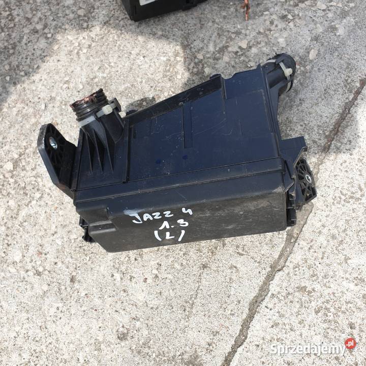 HONDA JAZZ IV 4 13 BENZ SKRZYNKA BEZPIECZNIKOW Łochowice