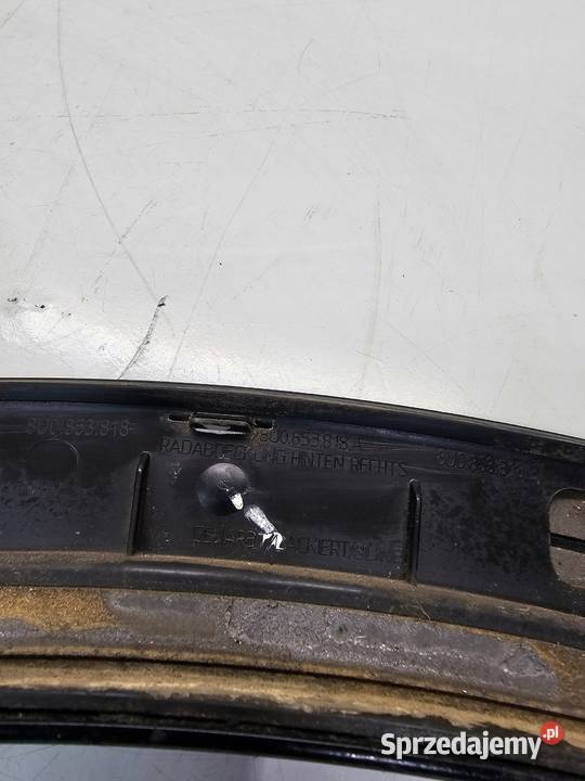 LISTWA BŁOTNIKA PRAWY TYŁ AUDI Q3 8U 8U0853818A Listwy i nakładki śląskie Przystajń
