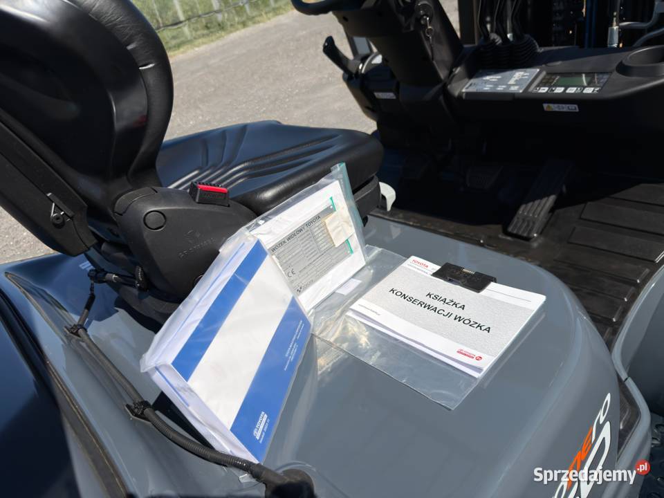 Spalinowy wózek widłowy DIESEL Toyota Tonero