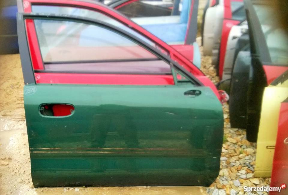 MITSUBISHI CARISMA 1996 2001 DRZWI LEWE PRAWE Wrocław sprzedam