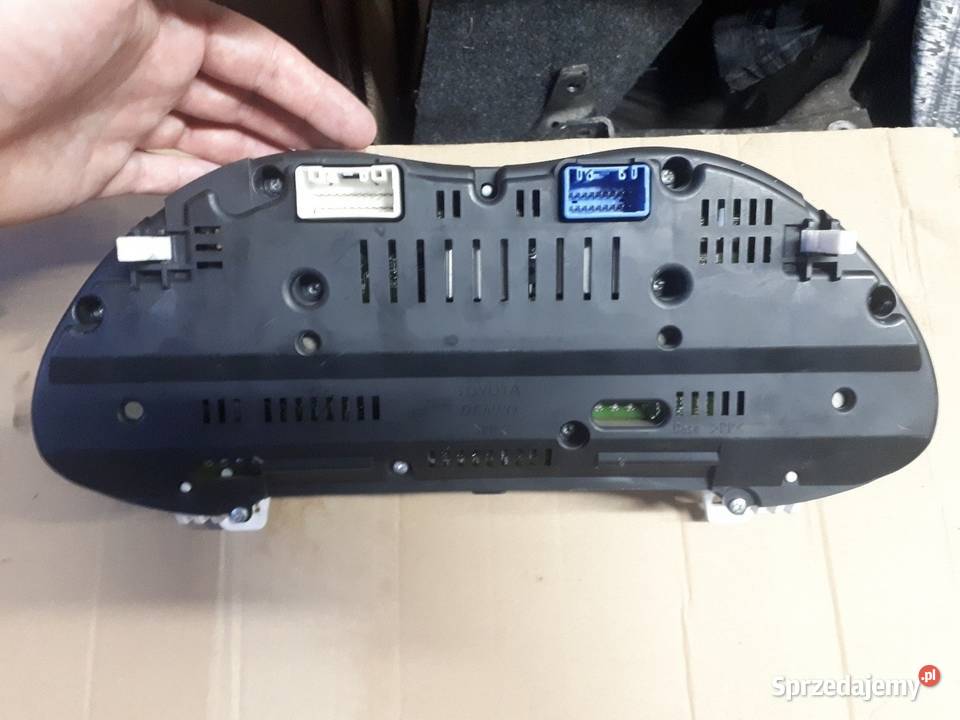 Licznik Avensis T25 Diesel Sandomierz