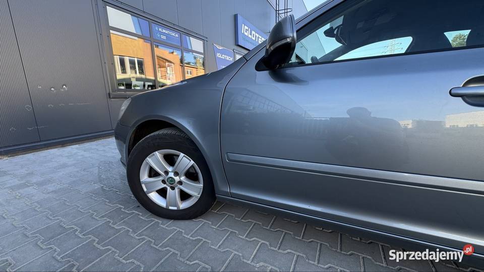 Skoda Octavia 16 TDI GreenLine 20112012 Łódź