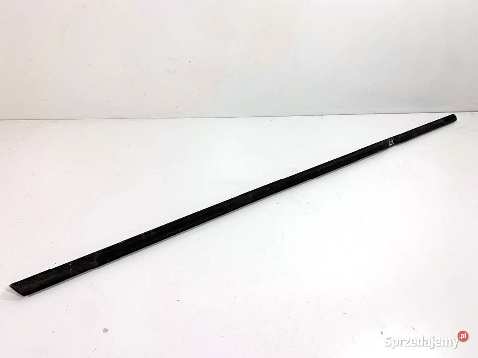 LISTWA ZGARNIAJĄCA TYŁ LEWY BMW F07 osobowe