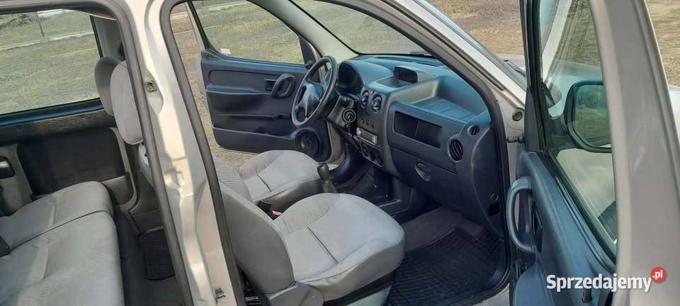 Citroen Berlingo LIFT 16 HDI diesel 2006 Rok produkcji 2006 Gostynin