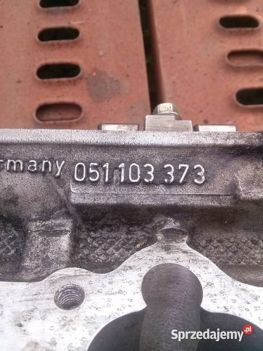 PASSAT JETTA SIROCCO glowica 20 16V 051103373 Jastrzębia Góra