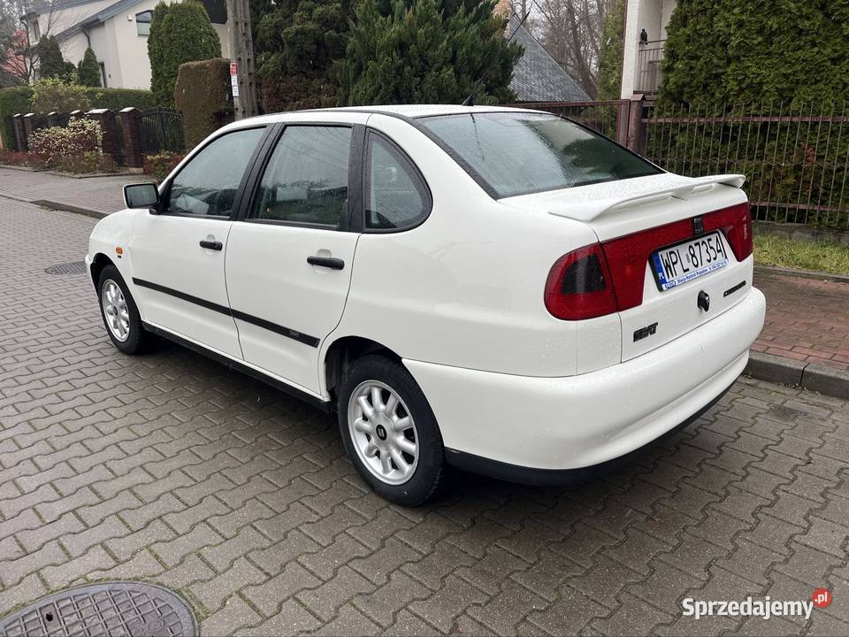 Seat Cordoba 14mpi Salon zadbana biała 99r Motoryzacja Płock