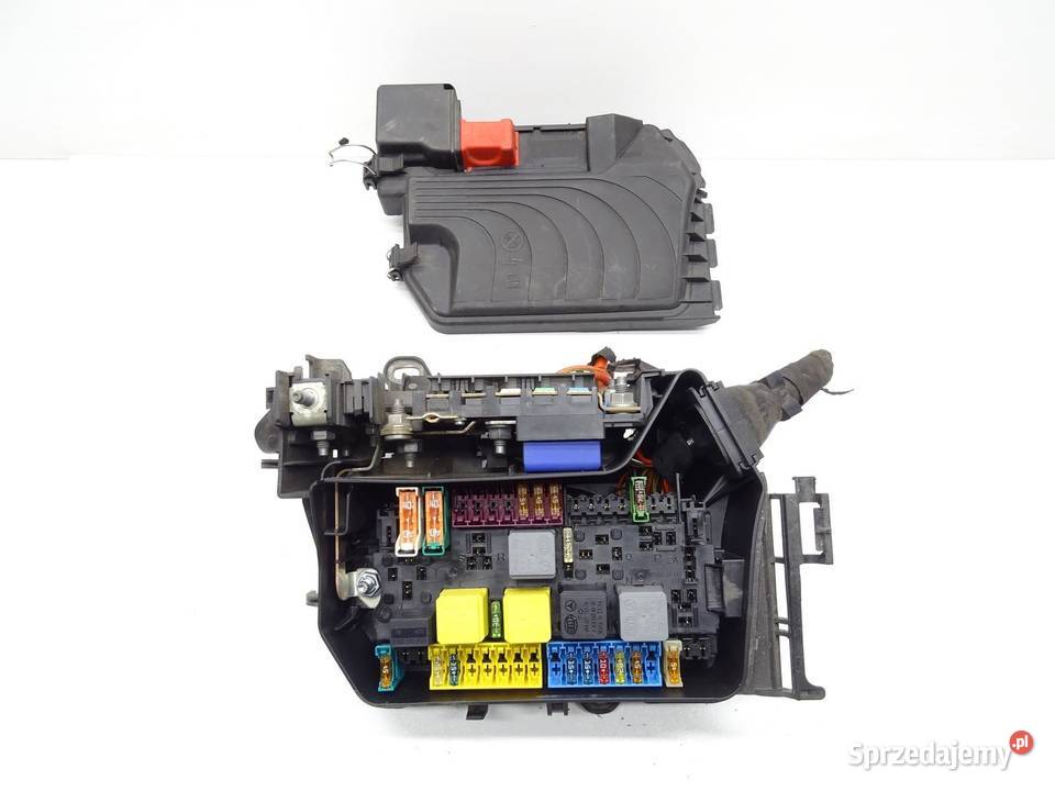SKRZYNKA BEZPIECZNIKÓW BSI A2465400182 MERCEDES osobowe