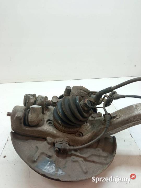 ZWROTNICA LEWY PRZÓD 20 FSI 8E0407241B Audi A4 Zwrotnice świętokrzyskie