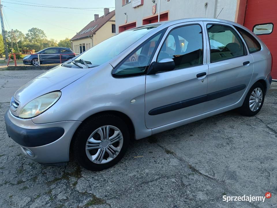 Citroen Xsara Picasso 16 Benzyna Sprawny Rok produkcji 2001 opolskie Bierawa