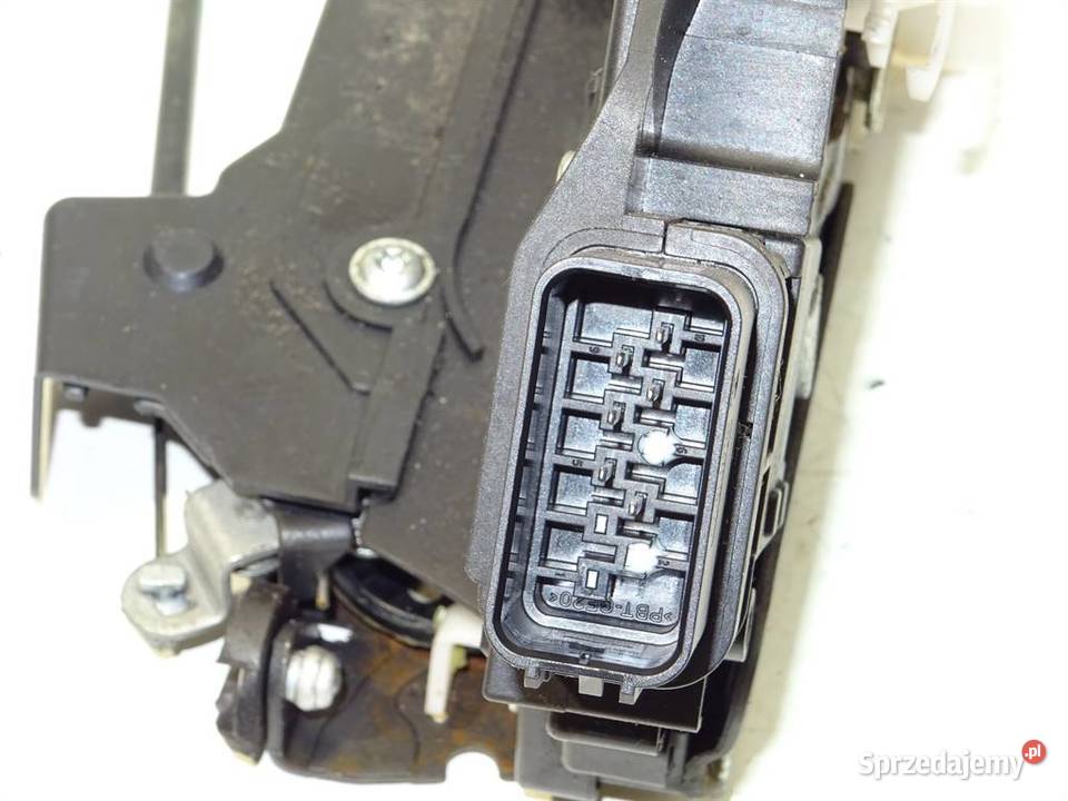 ZAMEK TYŁ PRAWY VOLVO V50 Kombi 30799316 0312