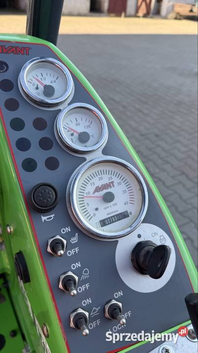 Miniładowarka Avant 528 optidrive Ładowarki rolnicze